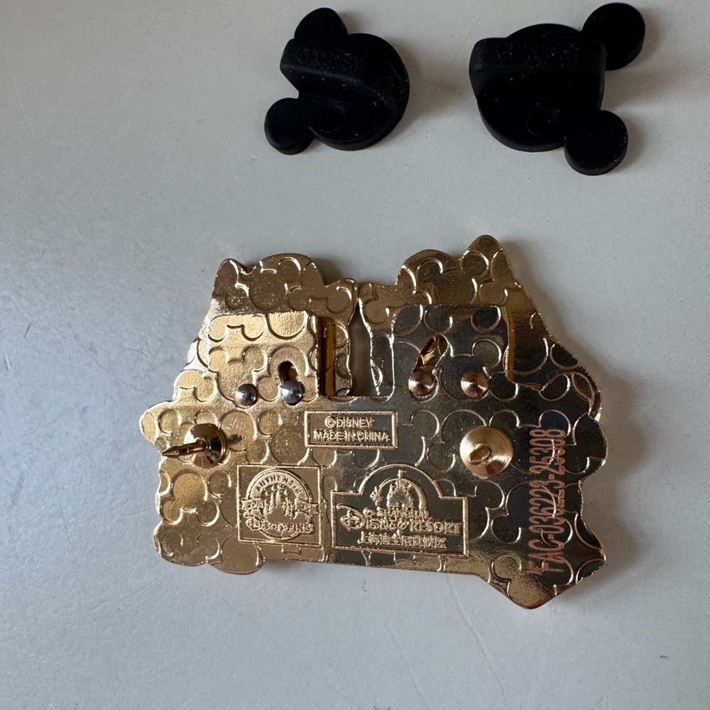 Disney Shanghai Disney Resort Lunar New Year Zootopia Pin - Picture 4 of 4